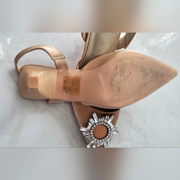 Women Pumps Rhinestone Sun Flower Shoes Satin Pointed Toe - Picture 3 of 8